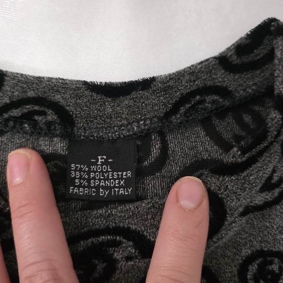 CHANEL Black and Gray Logo Pattern Top - Picture 6 of 7